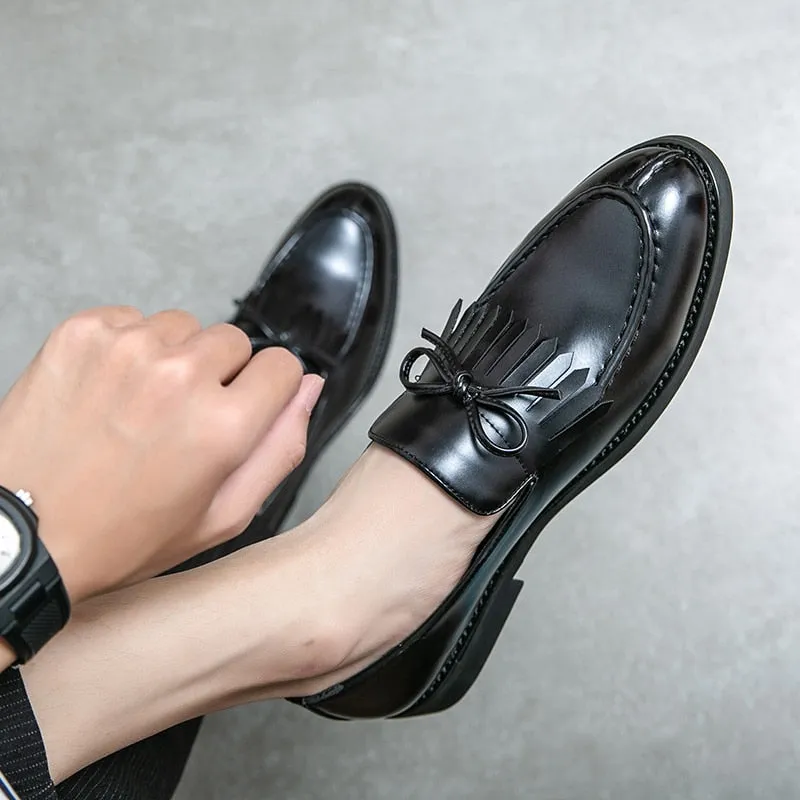 Hnzxzm casual loafers Men Leather Shoes Fashion Wedding Party Shoes Luxury Men Designer Business Flats Shoes Large Size 2020 New tassel