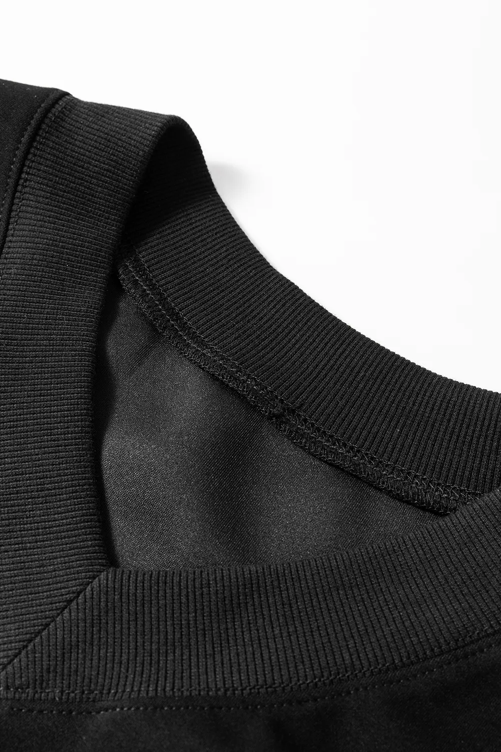 V Neck Cropped Seamed High Waist Sports Wear